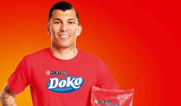Medel reklam yüzü oldu!