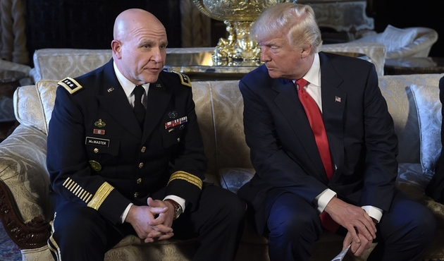 Trump bu kez de McMaster'i kovdu...