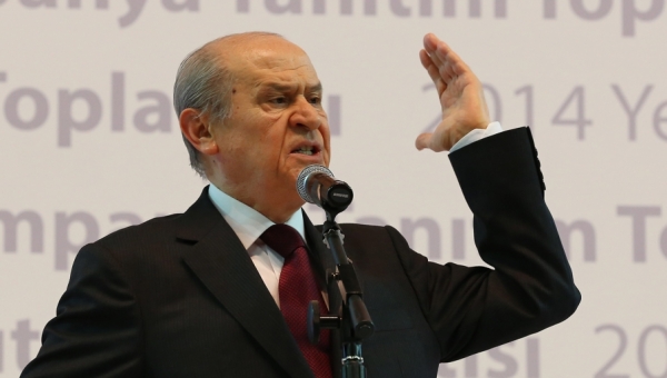 Bahçeli'den kurultay açıklaması... '19 Haziran oyundur, zorlamadır, ayak bağıdır'