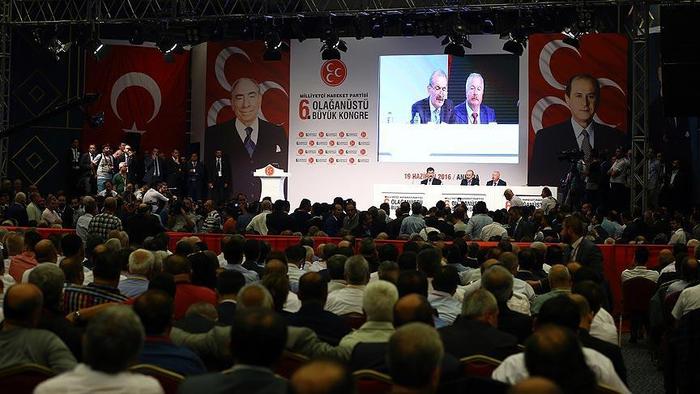 MHP'de muhalif kurultay... Tüzük değişikliği önergeleri kabul edildi