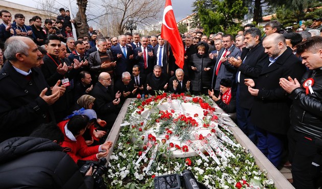 Muhsin Yazıcıoğlu vefatının 9. yılında dualarla anıldı