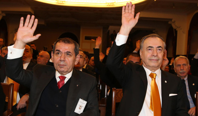 Galatasaray'da Dursun Özbek operasyonu!
