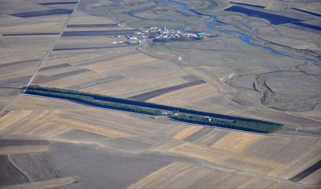 Kars Selim Tren İstasyonu'nun ağaçlandırması büyülüyor...
