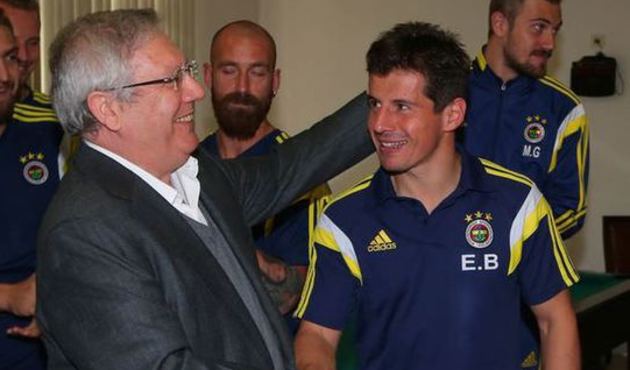 Emre Belözoğlu Fenerbahçe'ye geri dönüyor!