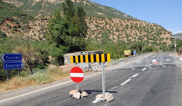 Tunceli-Erzincan karayolunda çatışma! Öldürülen teröristler var...