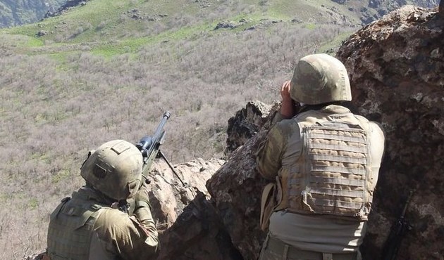 Barzani'den Türkiye'nin sınır ötesi operasyonlarına vize!