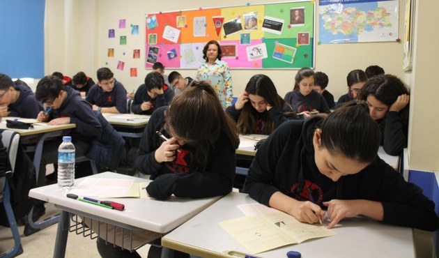 Artık devamsızlık yapmayan öğrenciye öncelik verilecek!