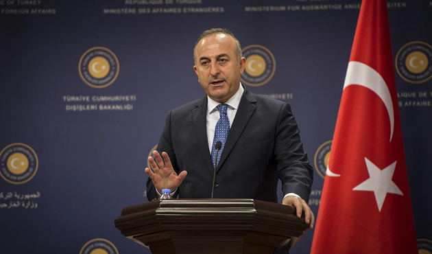 Dışişleri Bakanı Çavuşoğlu, Fransız mevkidaşı Le Drian ile görüştü!