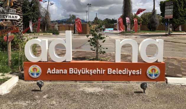 Adana’nın "kalbi" Dünya Aşıklar Günü’nde çalındı!