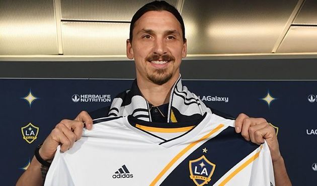 İbrahimovic'ten taraftara mesaj!