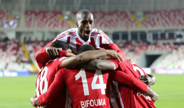 Sivasspor evinde sürprize izin vermedi!