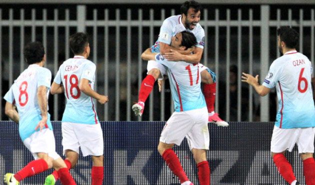 Dünyada yılın en önemli 500 futbolcusu arasında 3 Türk!