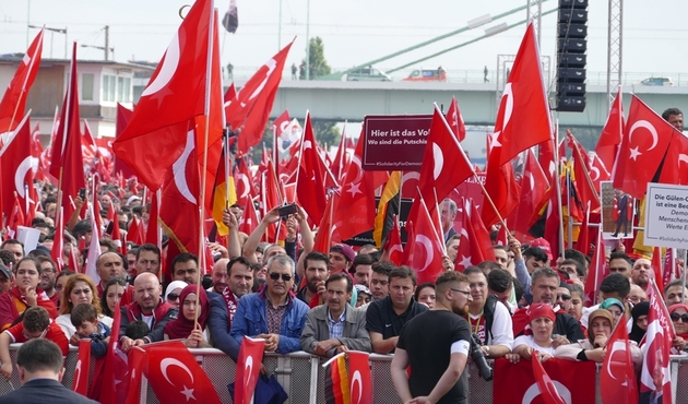 Binlerce Türk sınır dışı edilebilir...