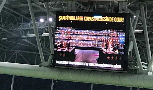 Galatasaray'dan 'Skorboard krizi' açıklaması!