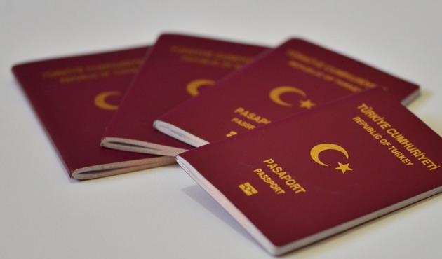 Pasaportta yeni dönem başladı! İşte ücretler...