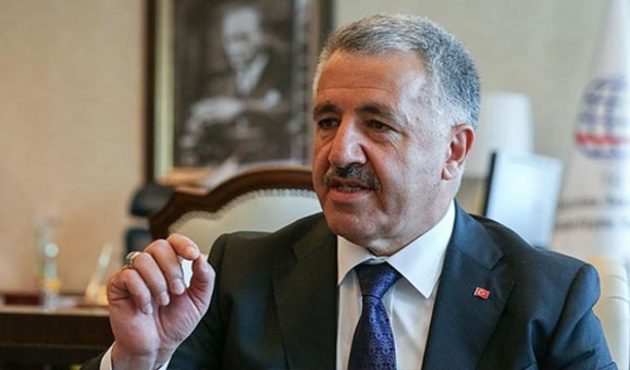 Bakan Arslan'dan 3. Havaalanı için flaş açıklama!
