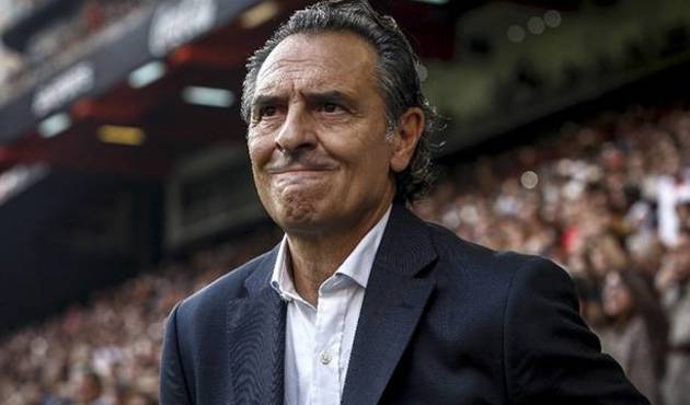Galatasaray'a bir şok da Prandelli'den!