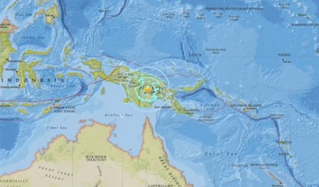 Papua Yeni Gine'de şiddetli deprem!