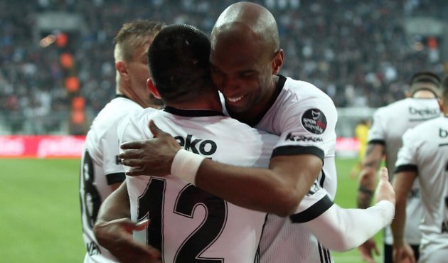 Kartal gol oldu yağdı!