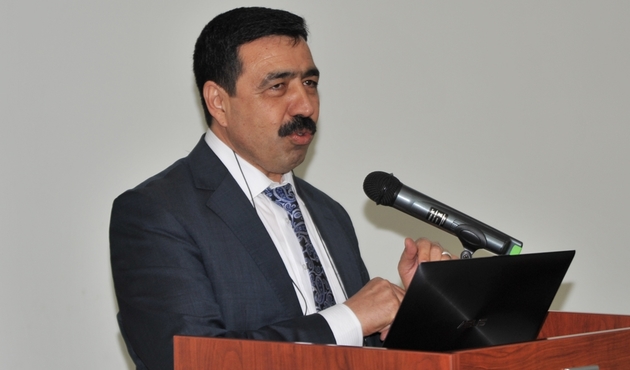 İzmir Katip Çelebi Üniversitesi Rektörlüğüne Saffet Köse atandı...
