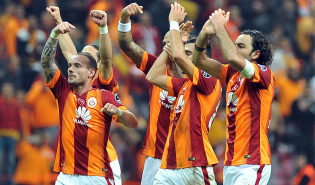 Galatasaray'ın eski futbolcusuna saldırı!