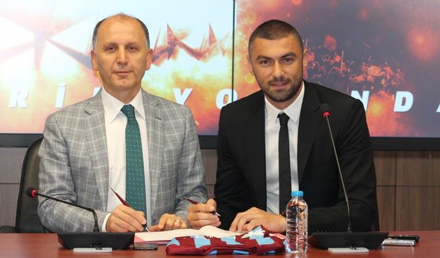 Burak Yılmaz'dan Muharrem Usta yorumu!