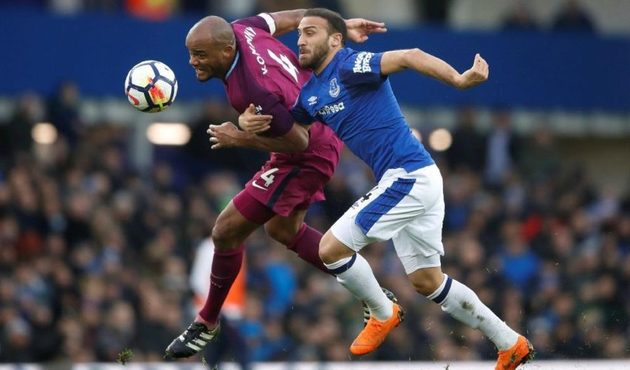 Cenk Tosun'dan Beşiktaş'a kıyak!