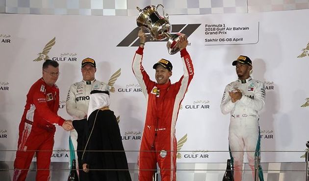 Formula 1 Bahreyn’de kazanan Vettel!