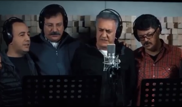 Sınıra giden ünlü isimlerden Türkiye Marşı/VİDEO...