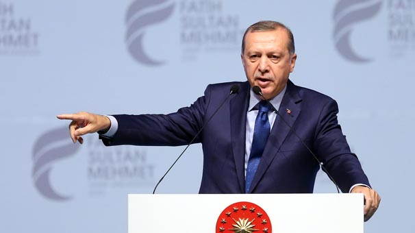 Cumhurbaşkanı Erdoğan'dan  Erol Evgin'e 'Sen sanatçı olsan ne olur'