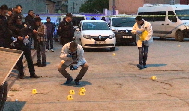 Konya'da iki aile birbirine girdi: 2'si ağır 3 yaralı...