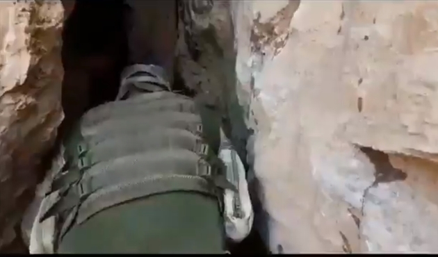 Hakkari'de teröristlere ait sığınak imha edildi/VİDEO...