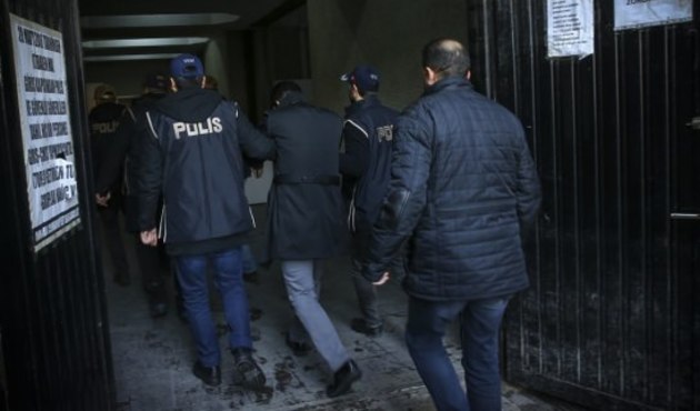13 ilde operasyon! 25 muvazzaf asker gözaltında...