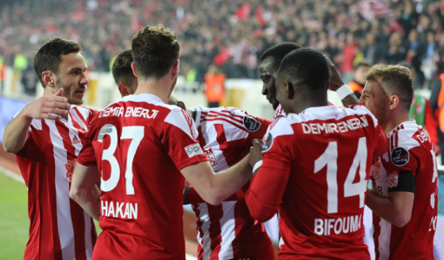 Sivasspor Avrupa aşkına sahaya çıkıyor!