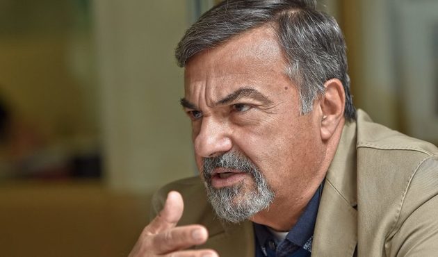 "Savaş çıkarsa acayip programlar yaparsınız, yaşarız yani!"