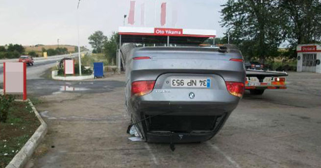 Benzin istasyonuna böyle girdi!
