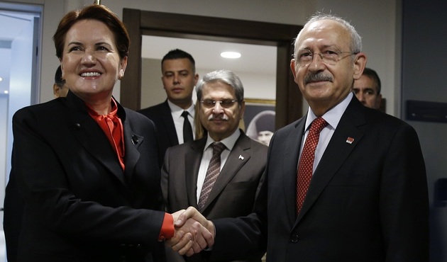 Kılıçdaroğlu'na İYİ Parti'nin kapısında sürpriz karşılama!