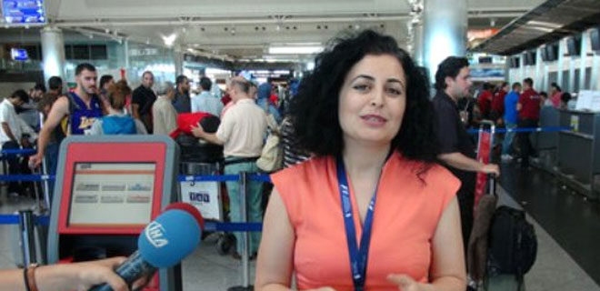 Ders verdi: YPG'li fotoğraflara yasak koydu