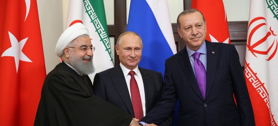 Trump'un yeni bakanına bu fotoğrafı sordular...