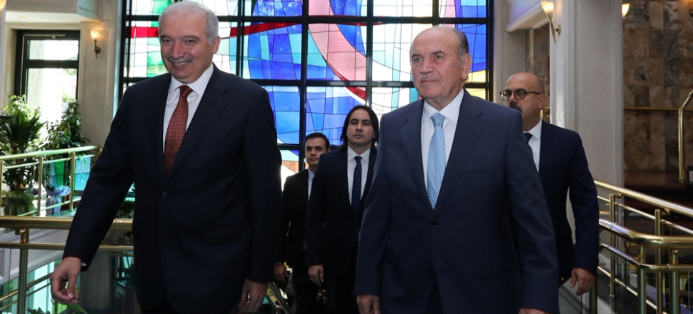 Mevlüt Uysal: Bizi Kadir Bey ile kavga ettiremezsiniz...