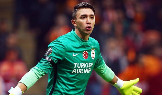 Muslera'ya Arjantin'den talip!