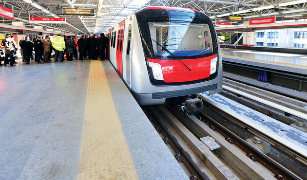 Ankara metrosunda trafo patlaması!
