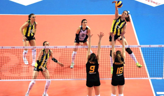Derbide ilk maç Fenerbahçe'nin!