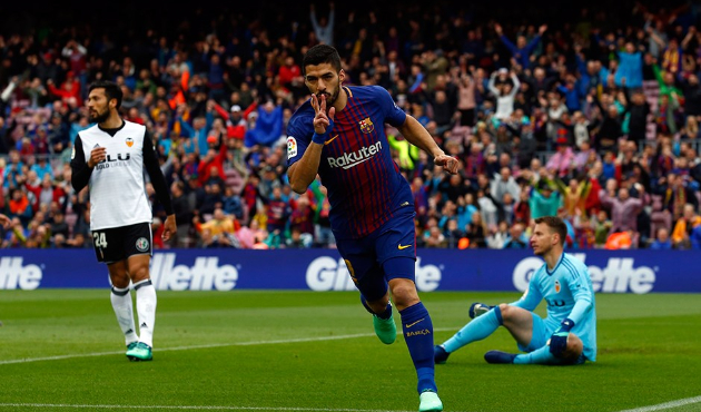 Barca, lige rekor ile döndü!