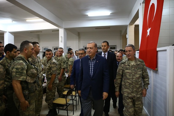 Cumhurbaşkanı'ndan sürpriz ziyaretler... Önce Silopi, ardından Kayseri...