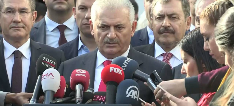 Başbakan'dan erken seçim sorusuna İngilizce cevap!