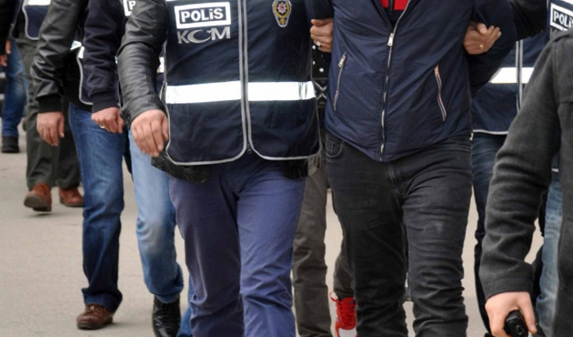 İstanbul'da kanlı bıçaklı iki çeteye operasyon!