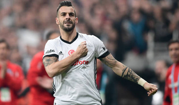 Alvaro Negredo'dan ayrılık haberi!
