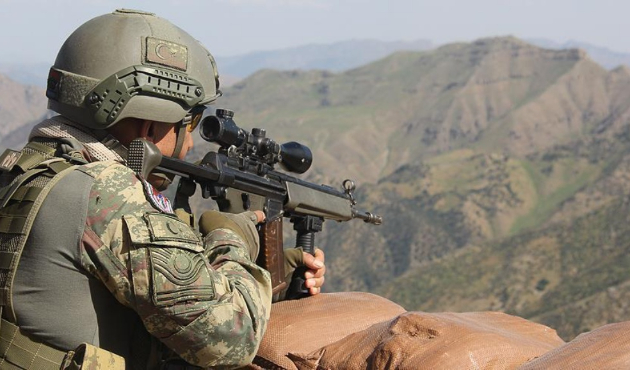Diyarbakır'da teröristlerle sıcak temas!