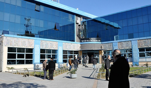Kimliğinin din hanesi değişecekti! Ortalık karıştı